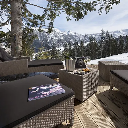 Hotel Le K2 Palace